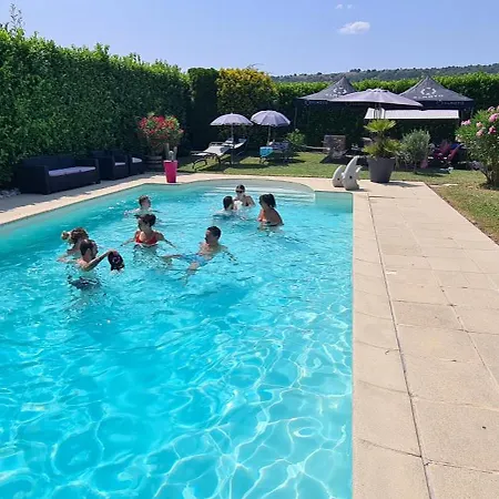 En Campagne, Confortable Apartment